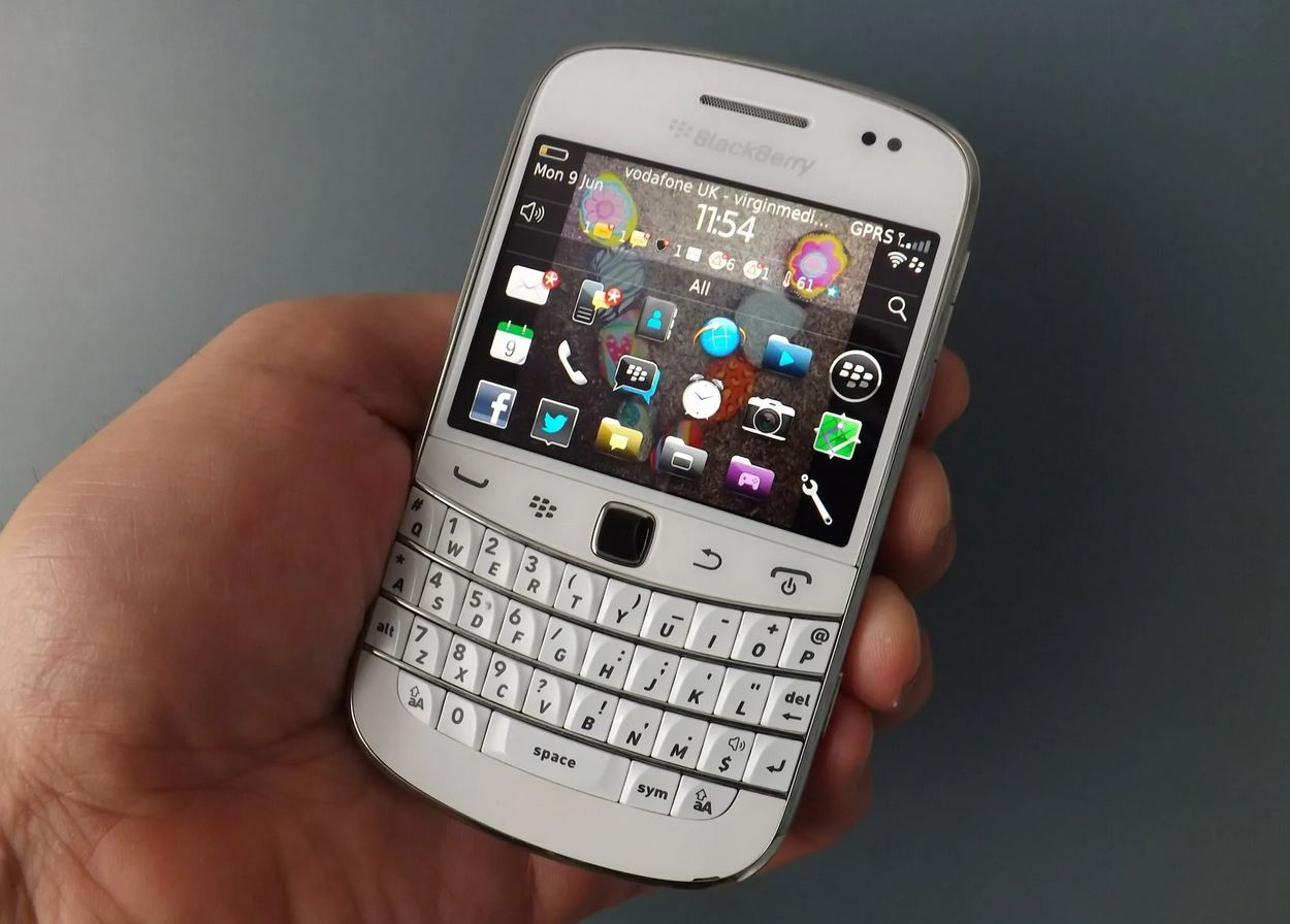 Fenomena Blackberry Kembali Diminati Gen Z, Petisi Online Muncul untuk Menghidupkan Kembali Ponsel Legendaris Ini