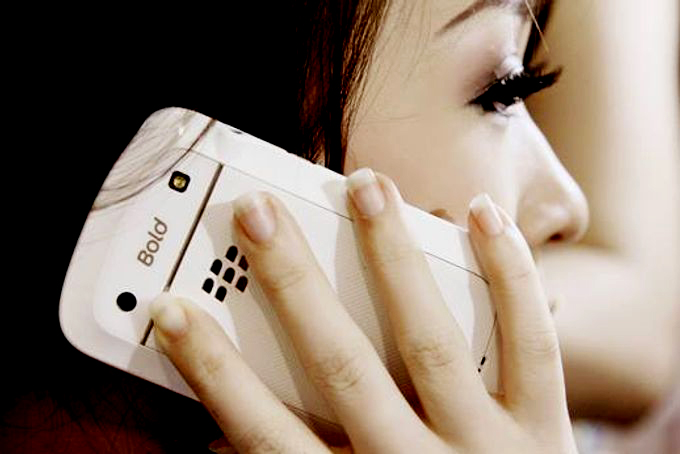 Fenomena Kembalinya BlackBerry: Gen Z Desak Ponsel Lawas Ini Bangkit Lagi