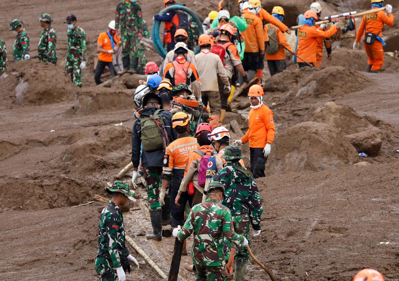 BAZNAS RI Fokus Evakuasi dan Logistik Korban Longsor Pasirlangu