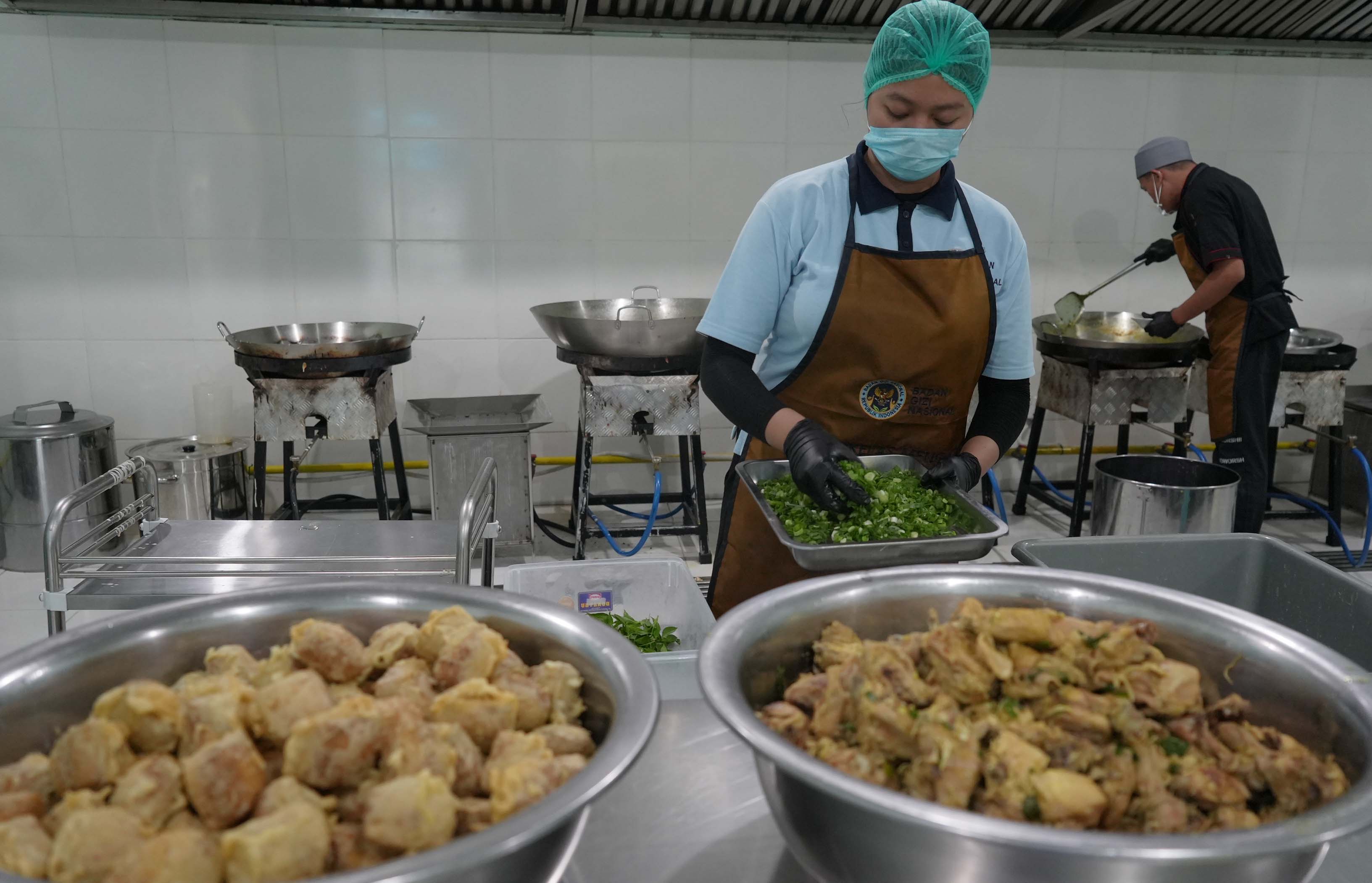 BGN: Dapur MBG Wajib Serap Produk Petani Lokal atau Ditutup